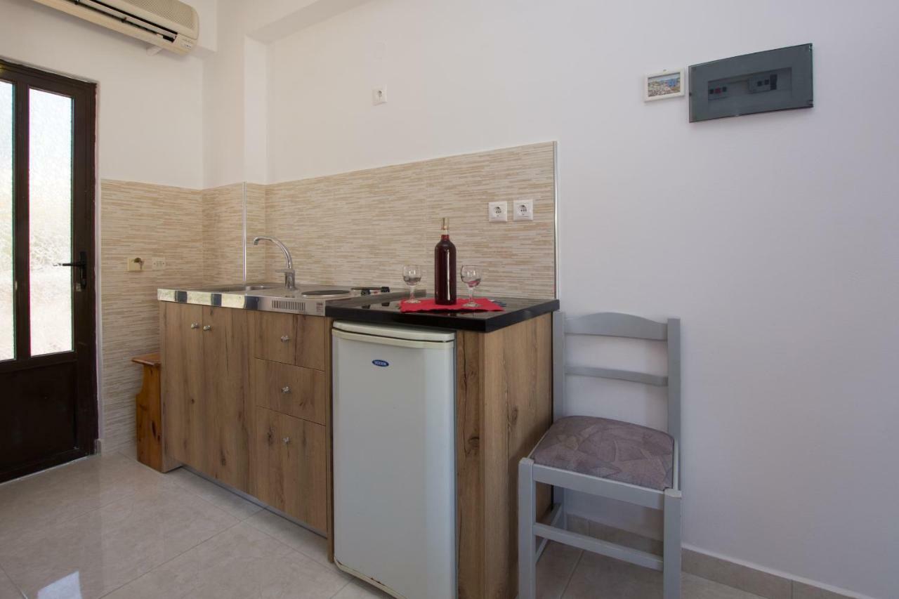 Plessas Studios Tsilivi  Ngoại thất bức ảnh